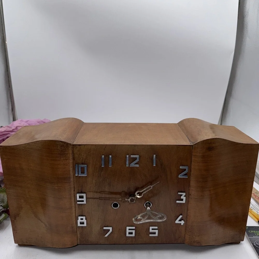 Antique Vintage Walnut Wood Art Deco Box Mantle Table Clock With Key Untested